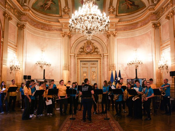 Gorron à l'Assemblée Nationale - C215 - Ukraine